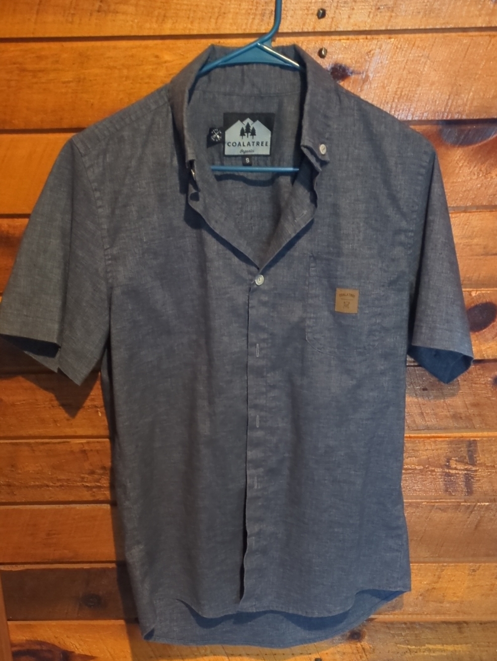 Coalatree Men's Short-Sleeve Button-Up Shirt in Charcoal
